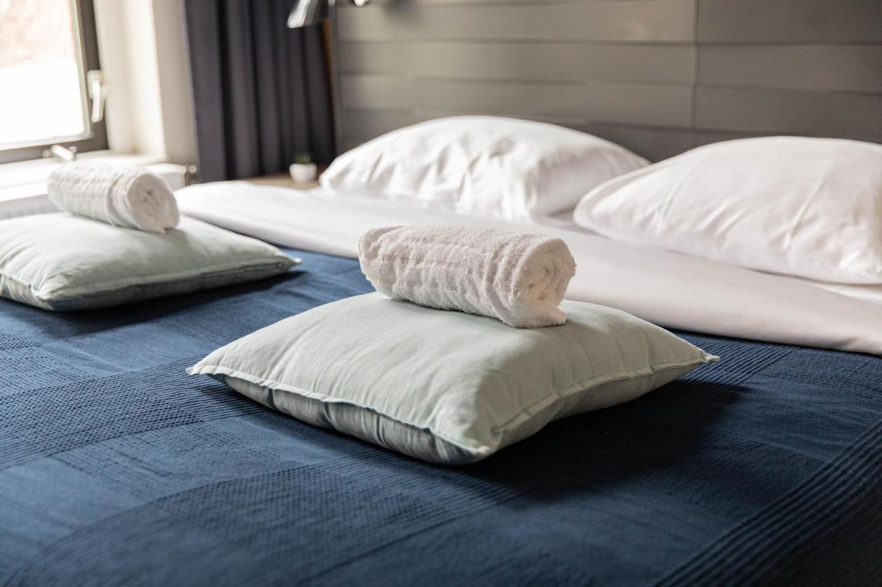 The Happy Traveler Hotel