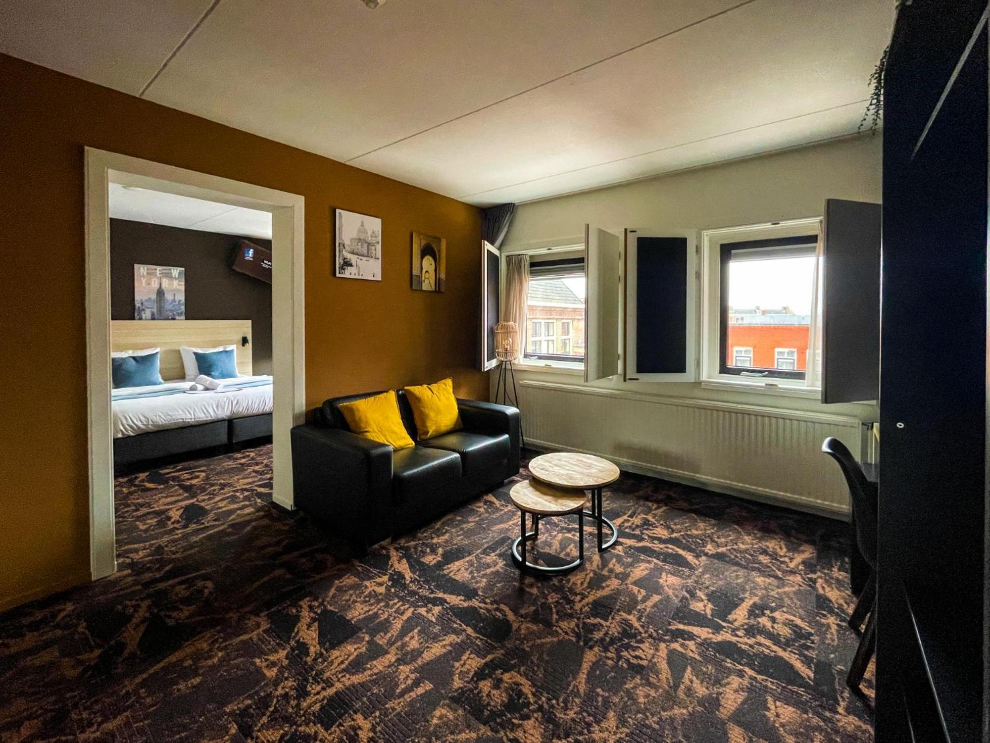 Hotel The Happy Traveler 3*